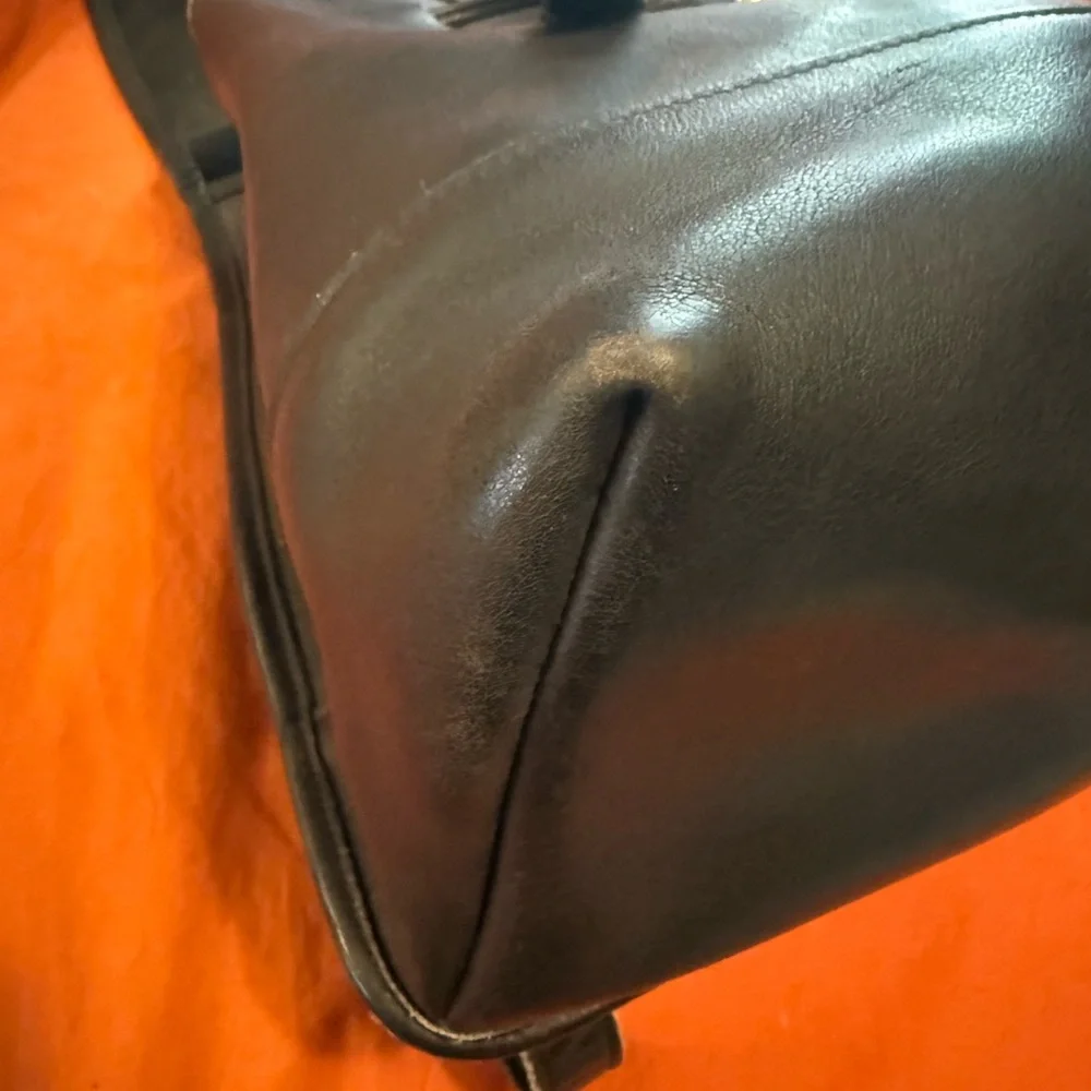 COACH vintage turnlock backpack purse in black with silver hardware. 90s! - Picture 7 of 15